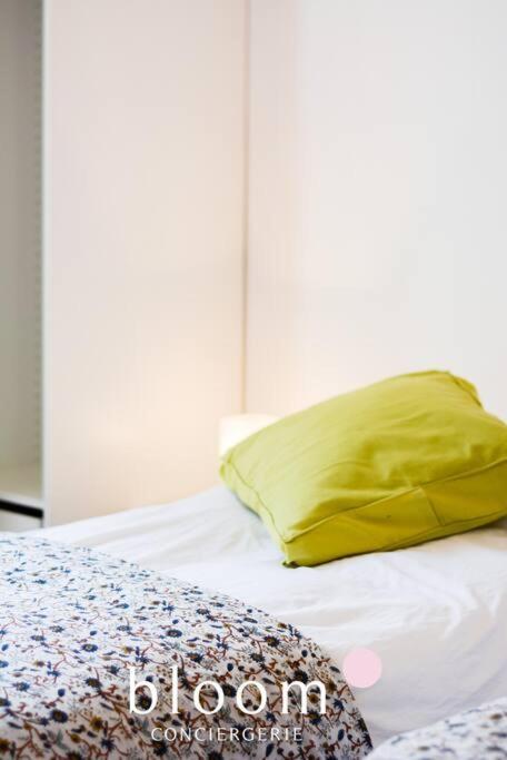 Superbe Au Coeur De La Vielle 4 Voyageurs + Garage Apartment *